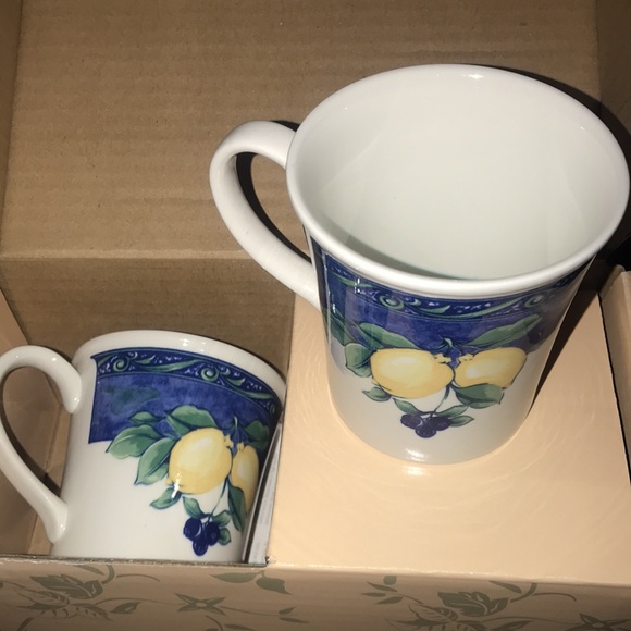 NWT Wedgwood Home Amway 2 Lemon Tree England Mugs - Picture 7 of 10
